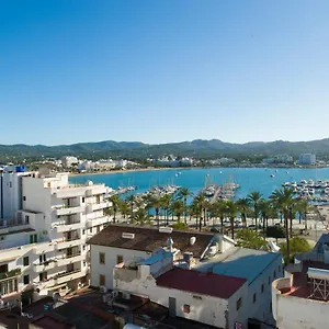 Base - Adults Only 2*, Sant Antoni de Portmany Espanha
