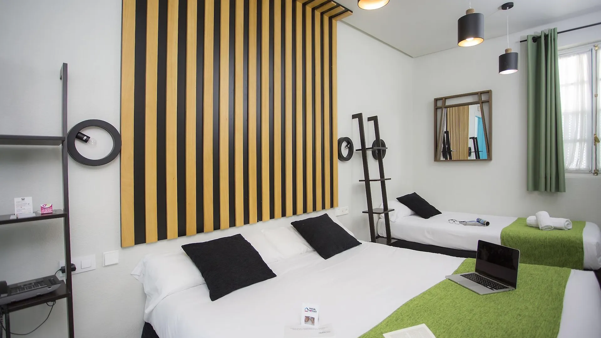 Casual De Las Letras Sevilla Hotel