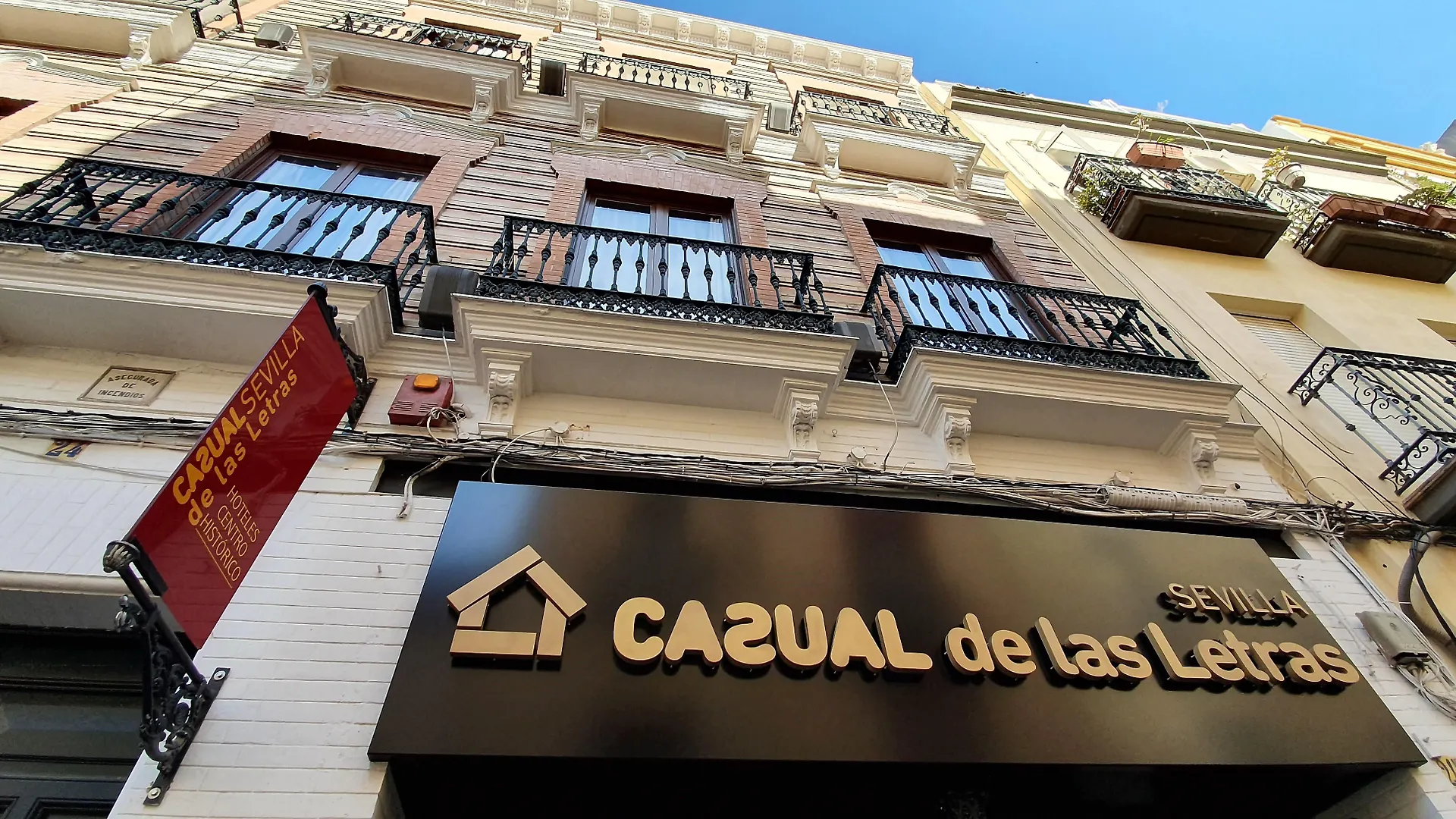Casual De Las Letras Sevilla 2*, Sewilla